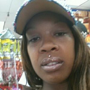 Meet your Posher, Carla