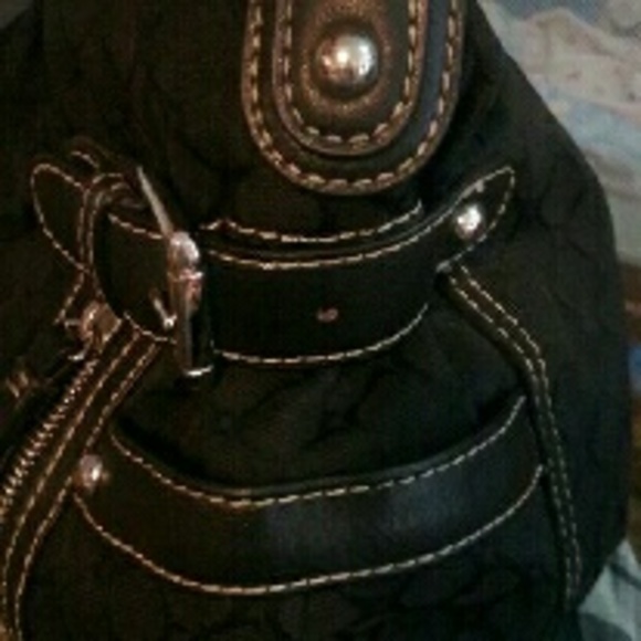 NINE WEST Black Central Time Med. Hobo Bag - Picture 3 of 4