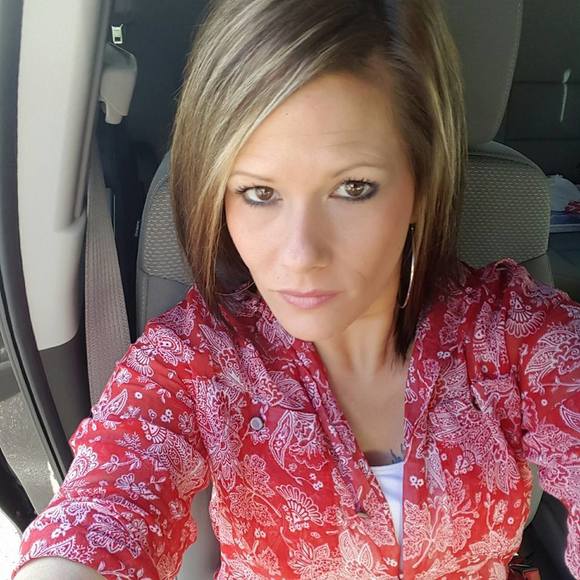 Meet your Posher, Tiffany