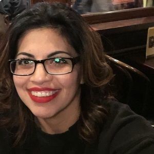 Meet your Posher, Desirrae