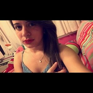 Meet your Posher, Lorena