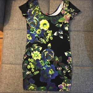 Floral bodycon dress