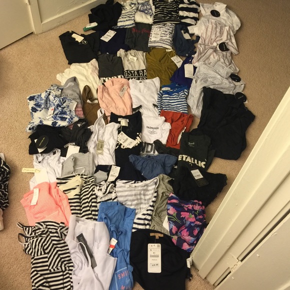 Clothes bundle 47 items