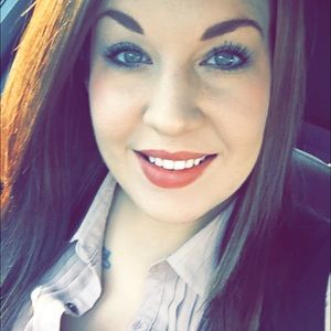 Meet your Posher, Tori