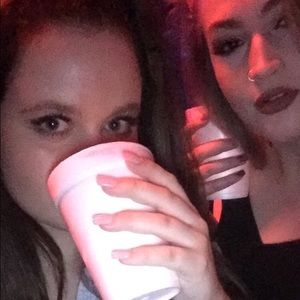 Meet your Posher, Madeline