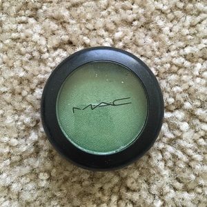 Big MAC eyeshadow