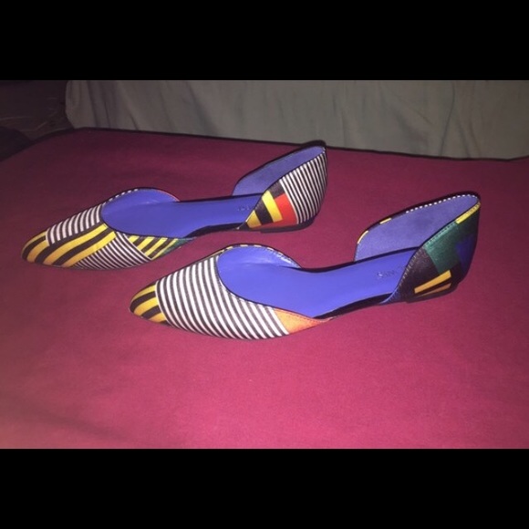 NiNE West Flats