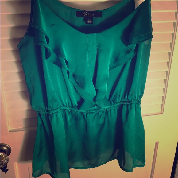 Emerald green top