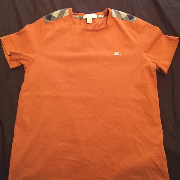Kids Burberry shirt