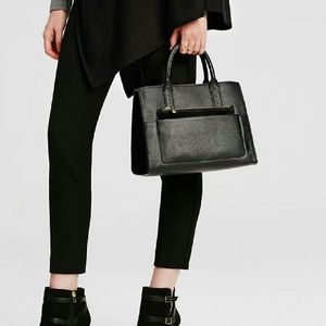 Ann Taylor Bags - NWOT Ann Taylor Crossbody Tote Ann Taylor Bags - NWOT Ann Taylor Crossbody Tote
