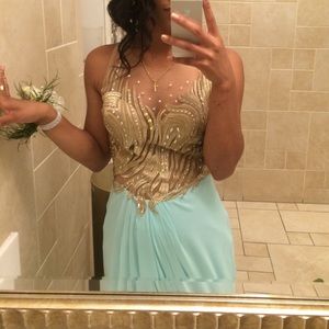 Prom dress! Pricing negotiable:)))