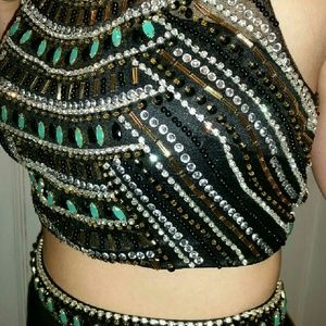 PROM DRESS. NEED A BUYER ASAP