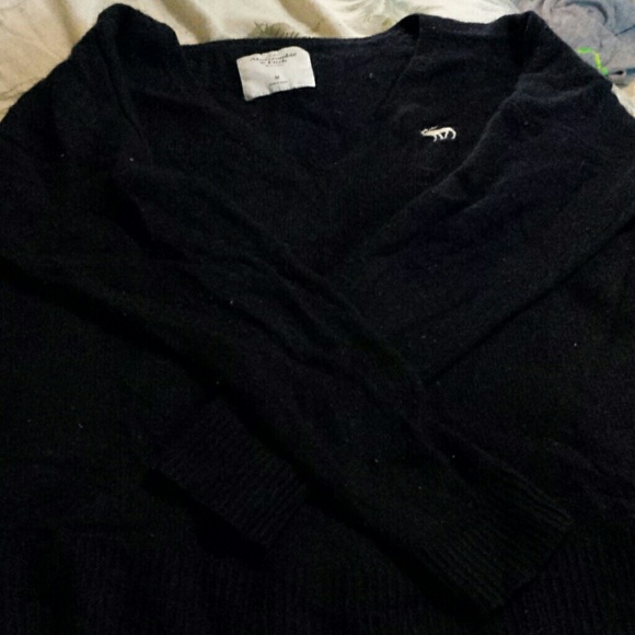 Navy blue longsleve Abercrombie and Fitch