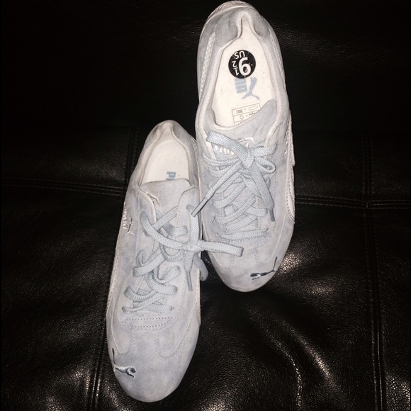 Puma Shoes - Like brand new puma  sneakers