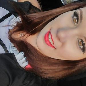 Meet your Posher, Erika