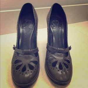 Chloe Detailed Mary Jane Pumps