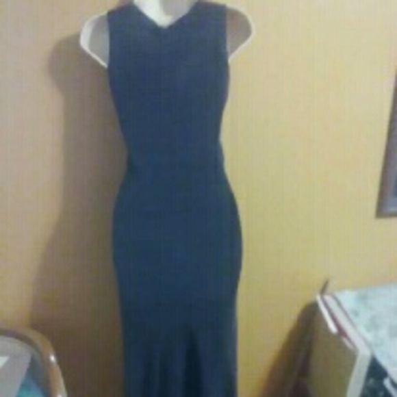 Liz Claiborne Formal Dress, size 8, New - Picture 2 of 4