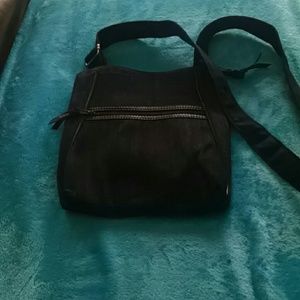 Brand new Thirty one crossbody purse. Never used!
