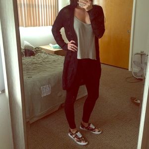 ❤️Black Forever 21 long Sweater❤️