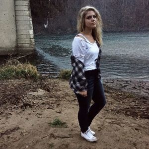 Meet your Posher, Julie