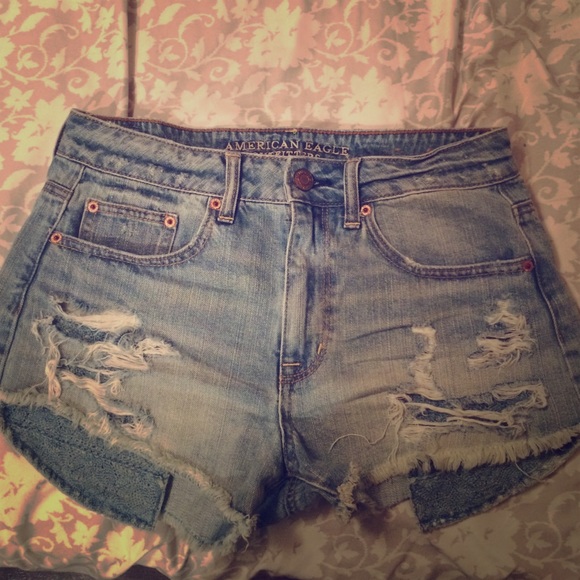 American Eagle High wasted shorts