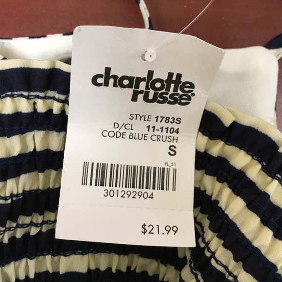 Charlotte Russe Striped Top with Zipper Detail - Picture 3 of 3