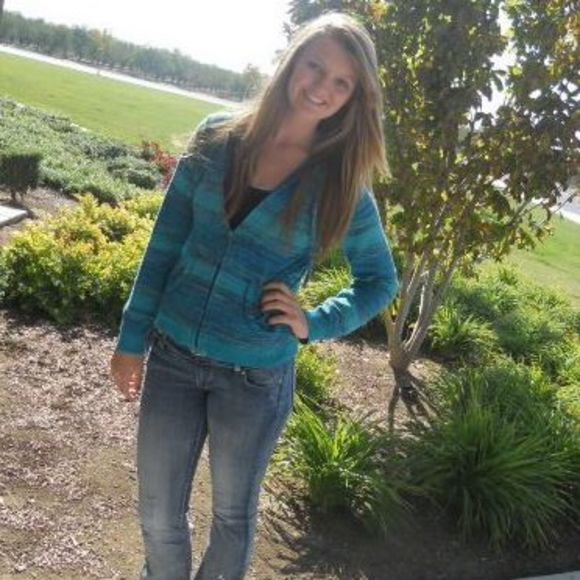 Meet your Posher, Amber - Picture 1 of 1