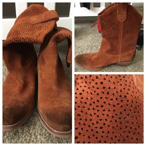 Leather cowboy boots NBW