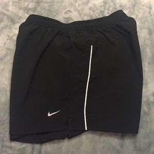 NIKE DRY FIT RUNNING SHORTS