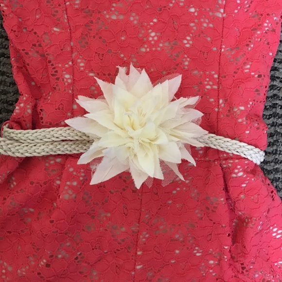 Strapless Lace Romper w. Flower Belt - Picture 2 of 4