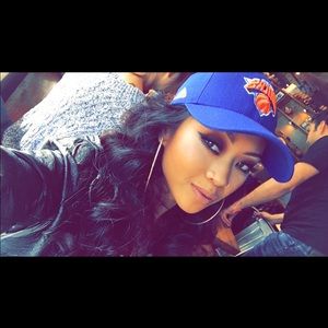 Meet your Posher, Robin