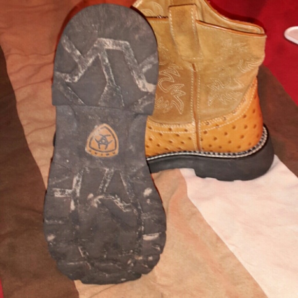 BOOTS - Picture 2 of 2