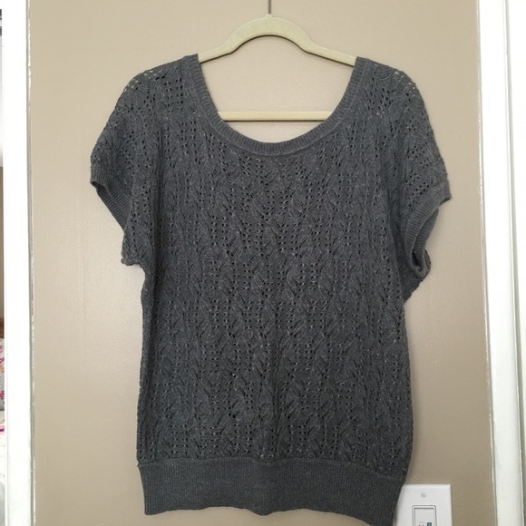 Forever 21 Tops - Forever 21 knit blouse