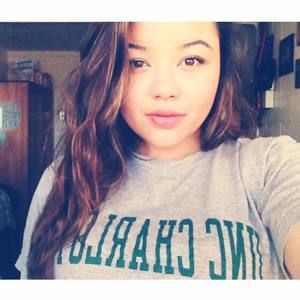 Meet your Posher, Marisa