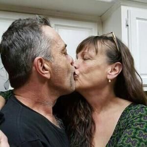 Meet your Posher, Lorie