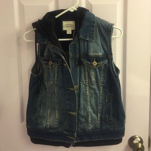 Forever 21 Jean vest with hoody worn once