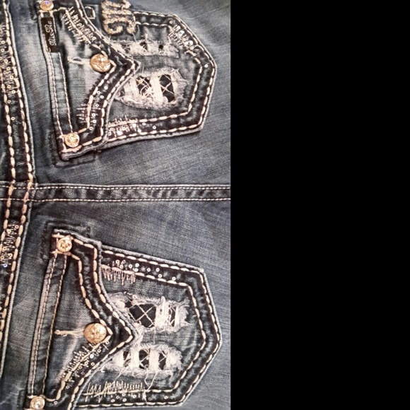 Miss Me Jeans - Picture 3 of 4