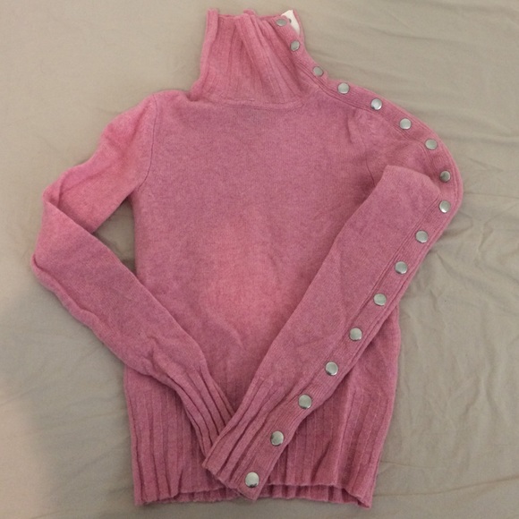 Club Monaco size XS pink turtleneck sweater