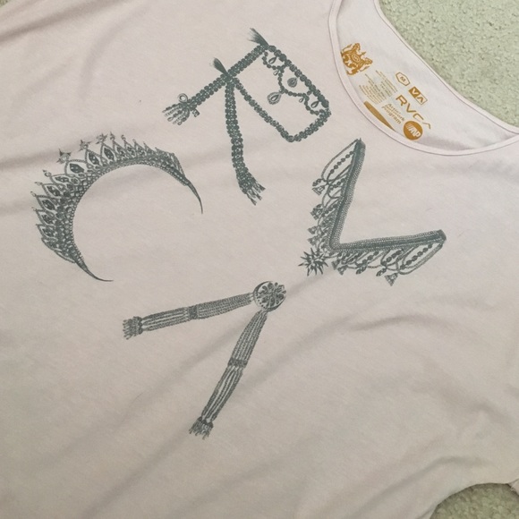 RVCA boyfriend fit tee