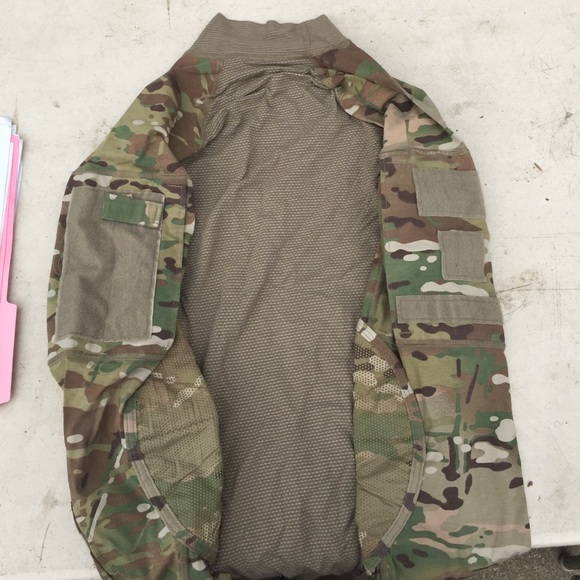 Multi cam under shirt