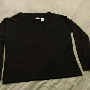 Deb v-neck sweater