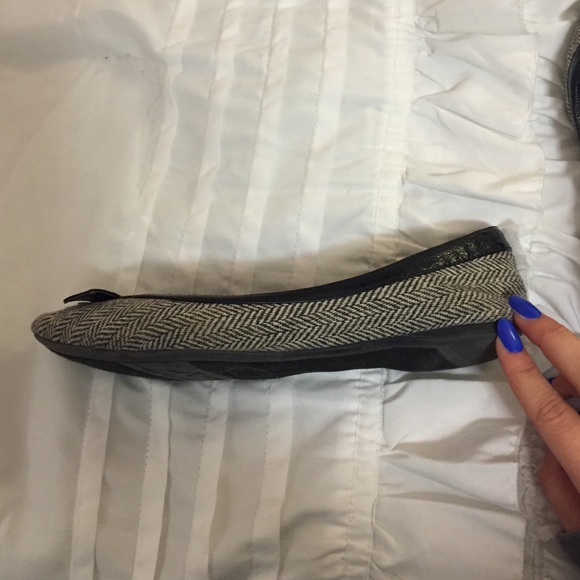 Herringbone AMERICAN EAGLE flats - Picture 3 of 3