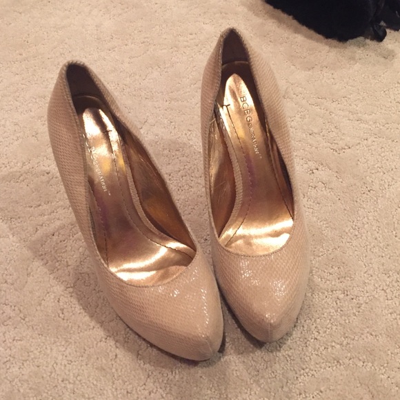 BCBG Scaled Nude Heels