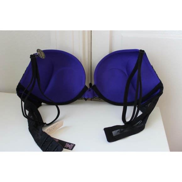 Victoria's Secret Bra with Lace 🚫SOLD🚫 - Picture 3 of 4
