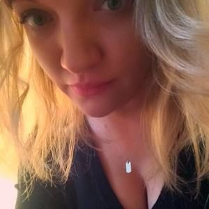 Meet your Posher, Selena