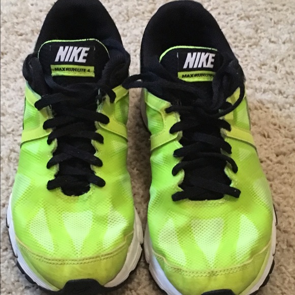 Nike Air Max - 5Y