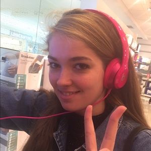 Meet your Posher, Carson