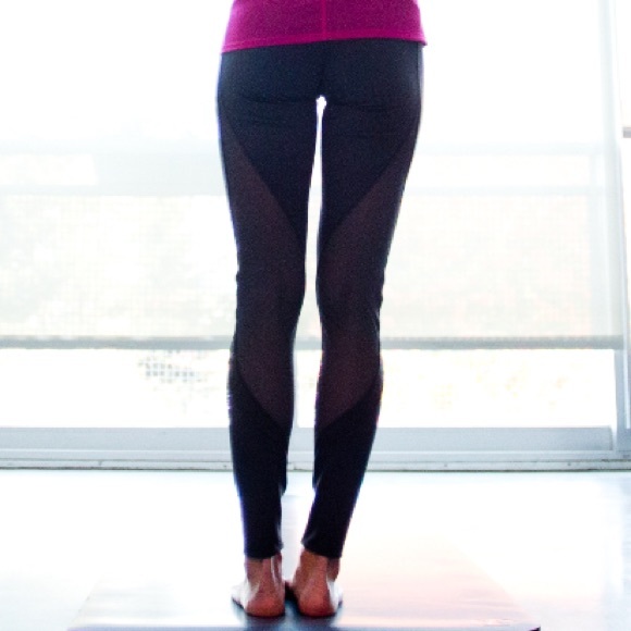 Lululemon Wunder Under Shine on