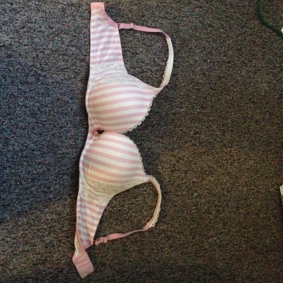 Victoria Secret Body by Victoria Push Up - Picture 1 of 3