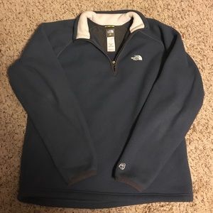 North face 1/4 zip up!!